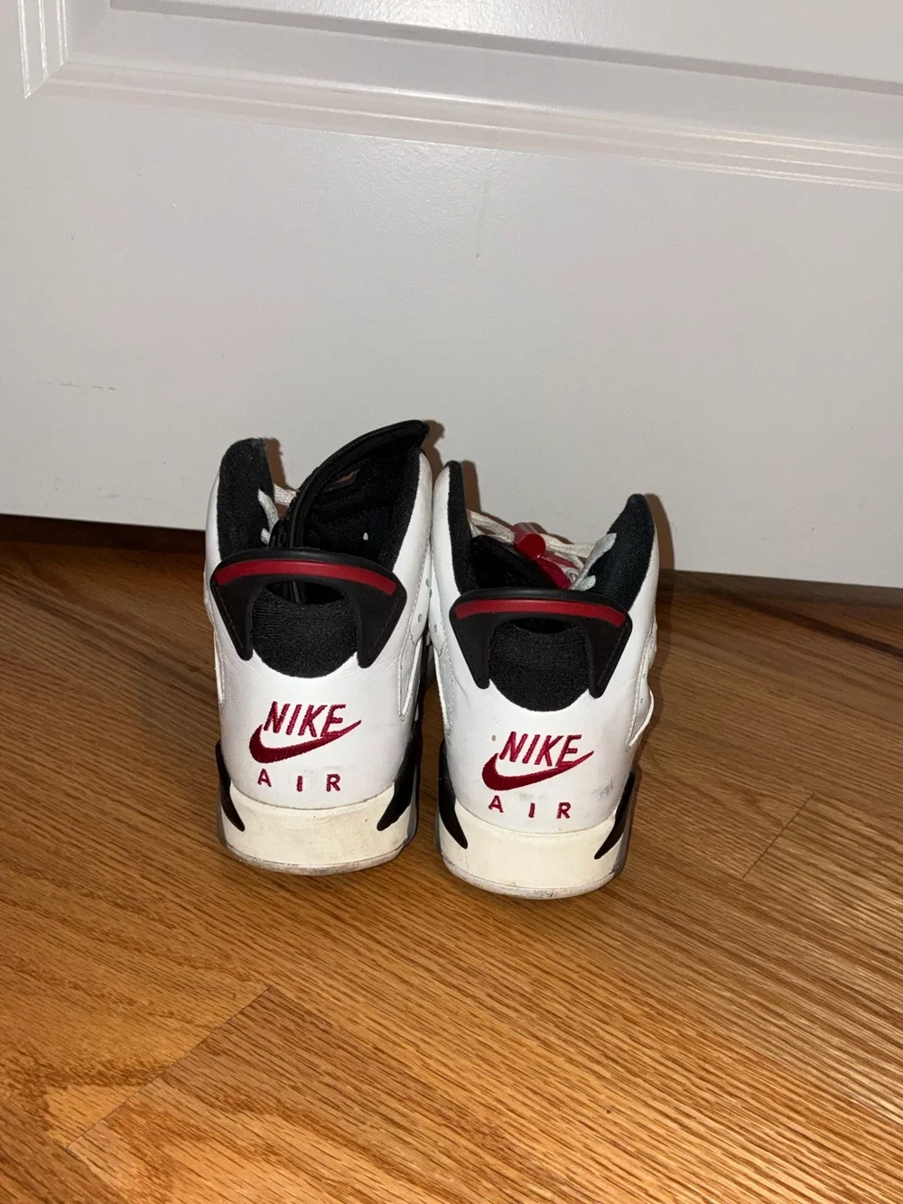Air Jordan 6 Retro Carmine GS Youth Size 6Y Red White Nike